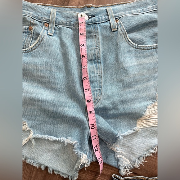 Two Levi's 501 cut-off shorts - Picture 10 of 14